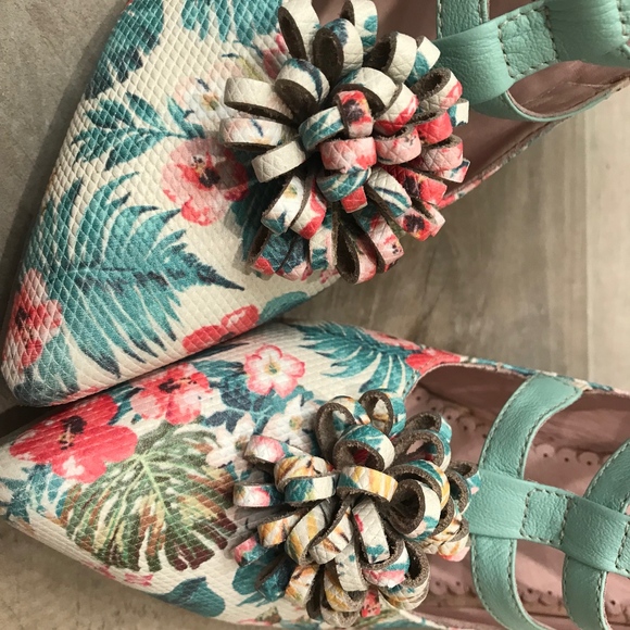 Julieth Estrada T-Strap Heels Floral Green Size 10 - Picture 5 of 8